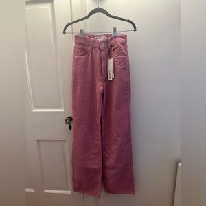 I am selling jeans from Zara. They are high rise and wide leg,in good condition!